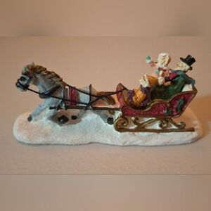 Horse Drawn Sleigh Christmas Village Figurine Sleigh Ride Figurine small